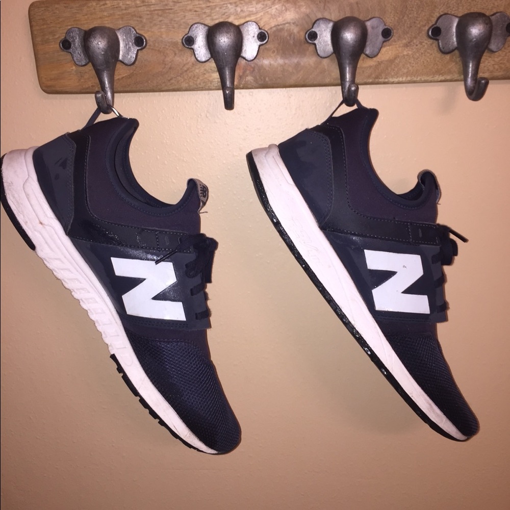 Men’s New Balance 247 running shoes