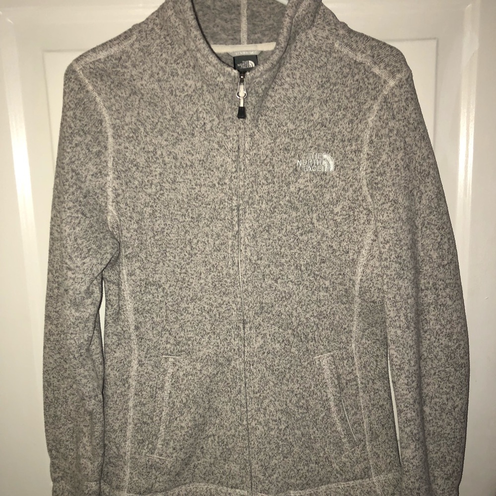 The North Face Women's Crescent Full Zip Top.