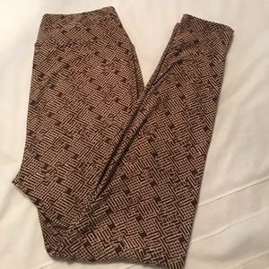 LuLaRoe Leggings. TC