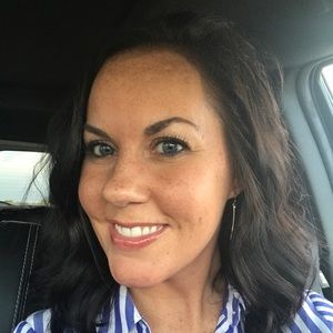 Meet your Posher, Melissa