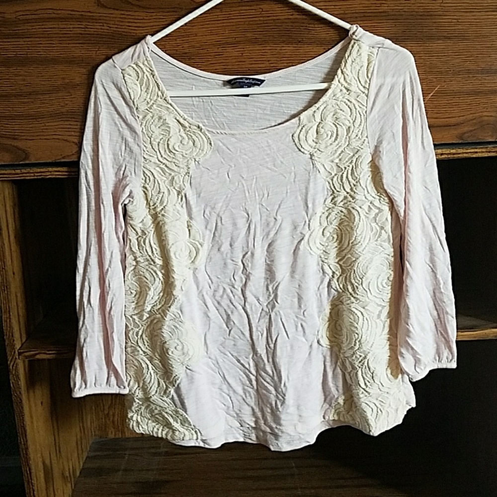 Blush half sleeve blouse with lace details