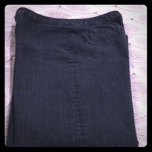 Ellen Tracy Classic Flat Front 12S Wide Leg Jeans