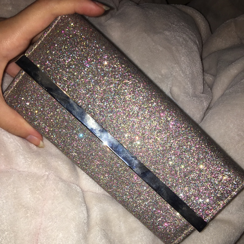 Gorgeous Clutch😩💖✨