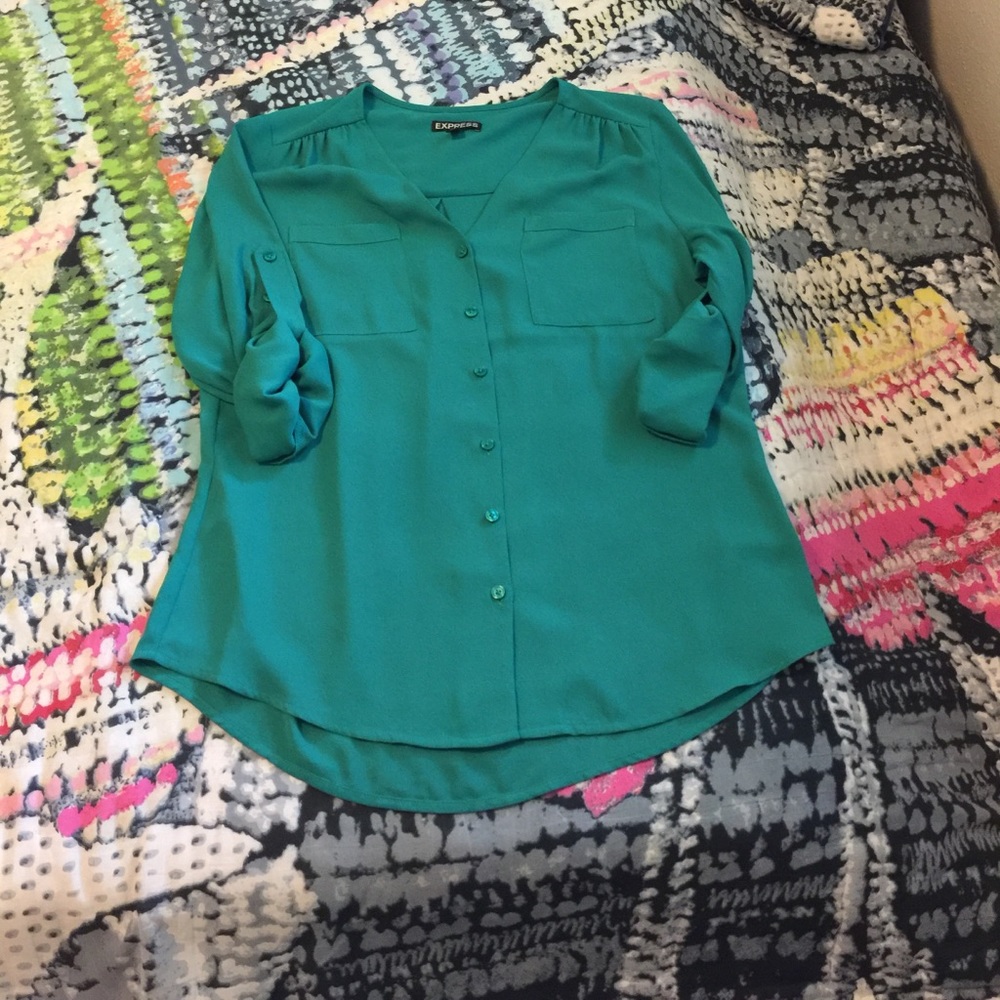 Pretty green blouse