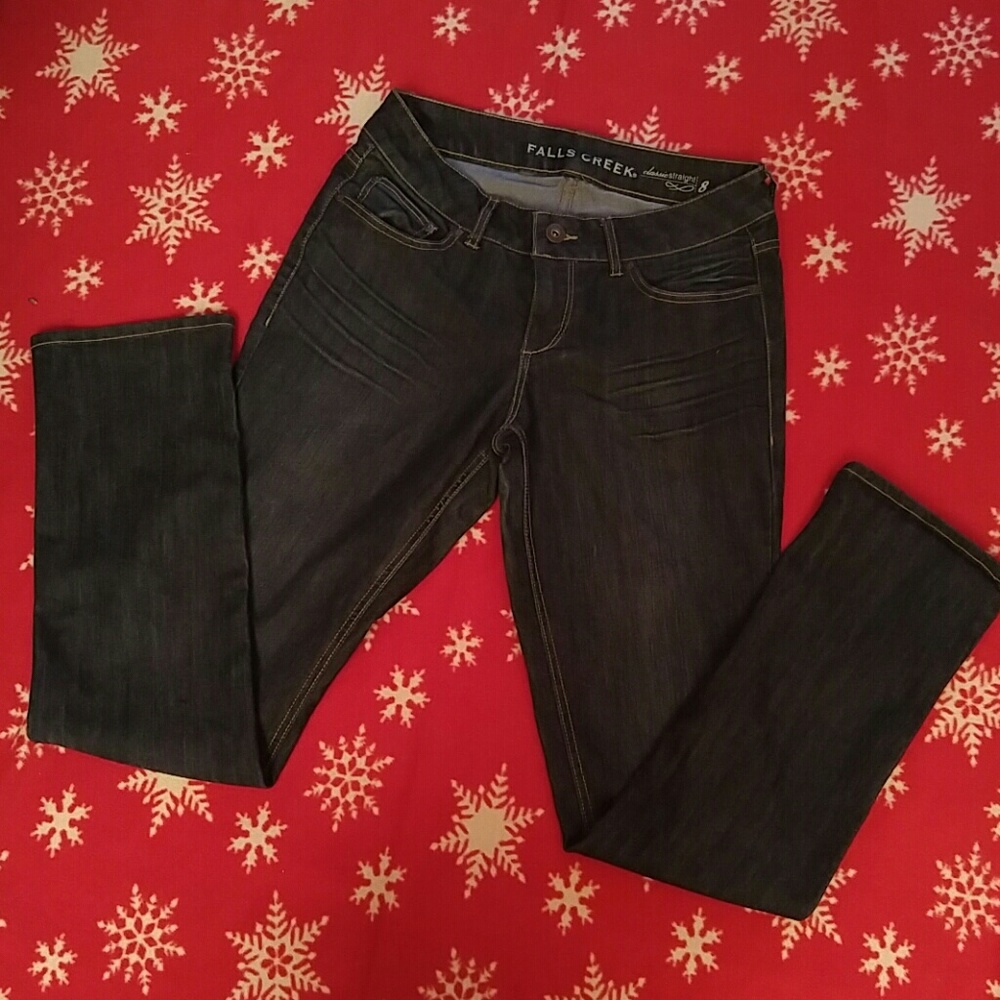 Women's Classic Straight Falls Creek jeans.