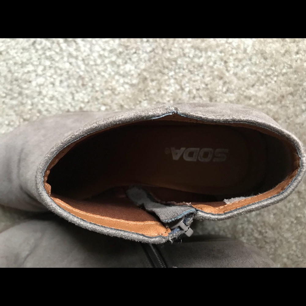 Booties - Picture 3 of 4