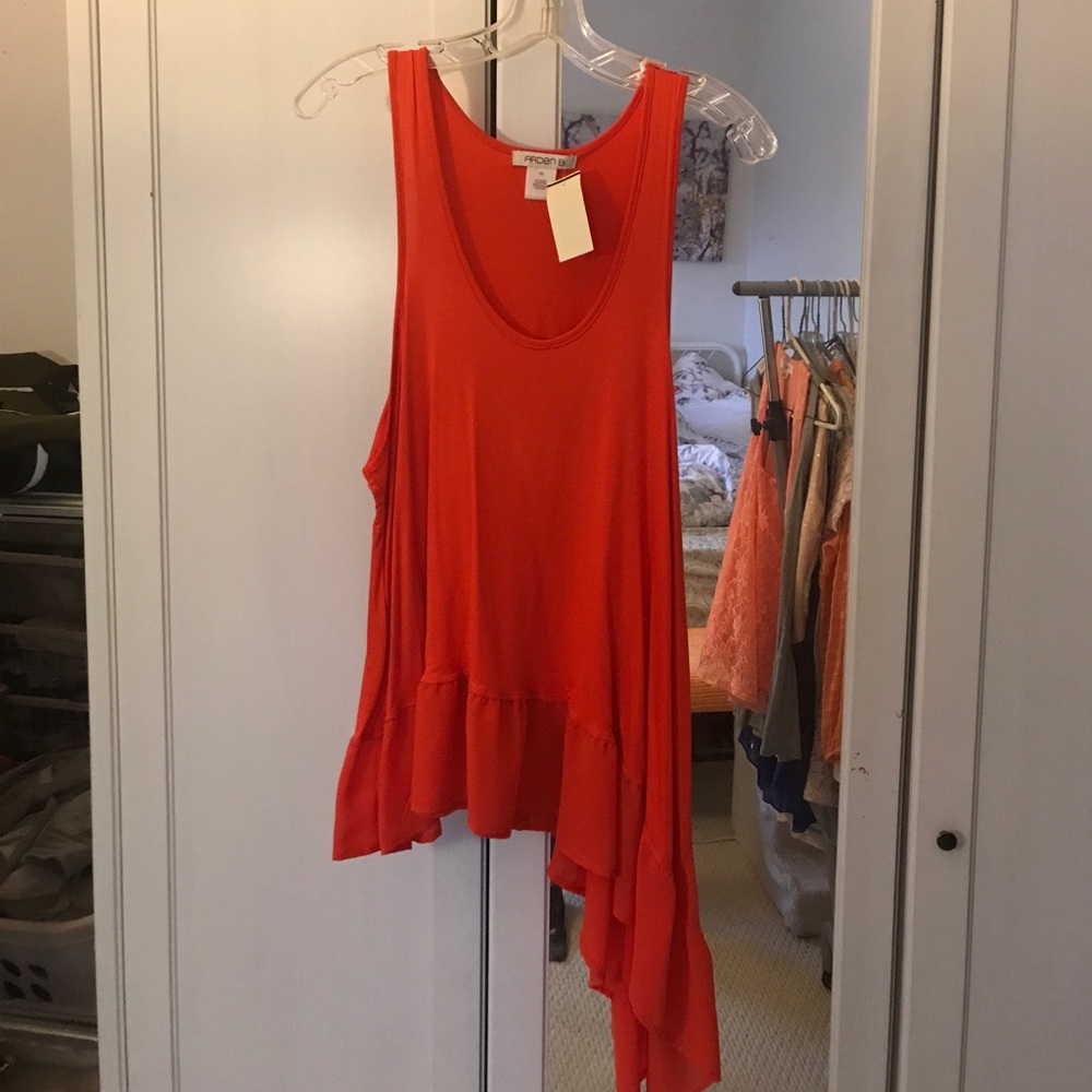 Arden b asymmetrical tunic top with chiffon