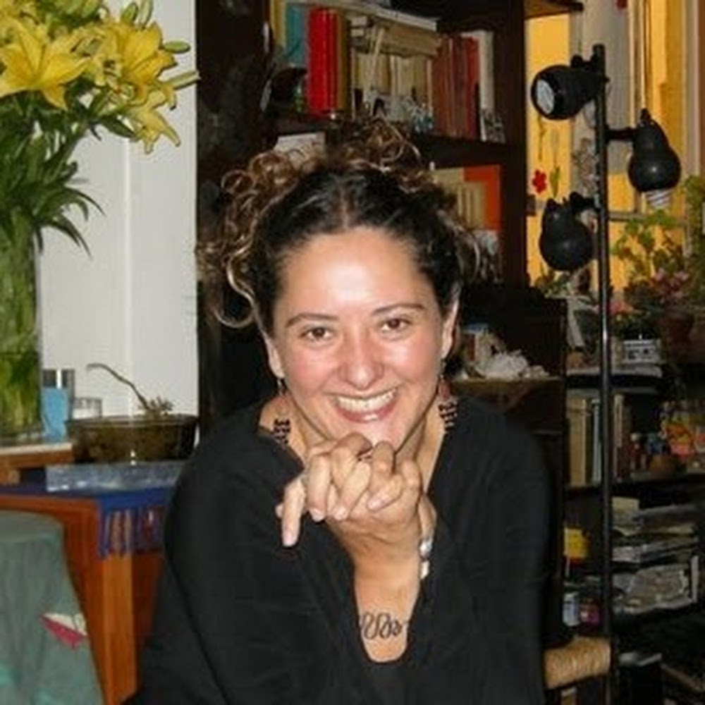 Meet your Posher, Cora