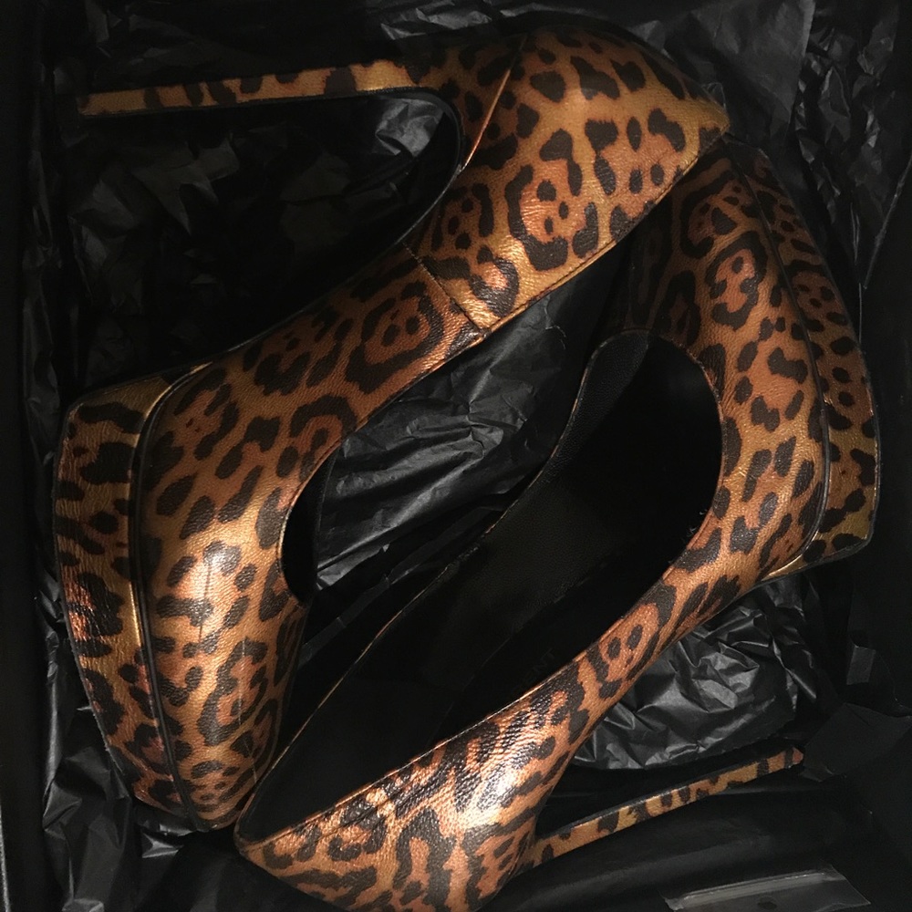 Saint Laurent high heels