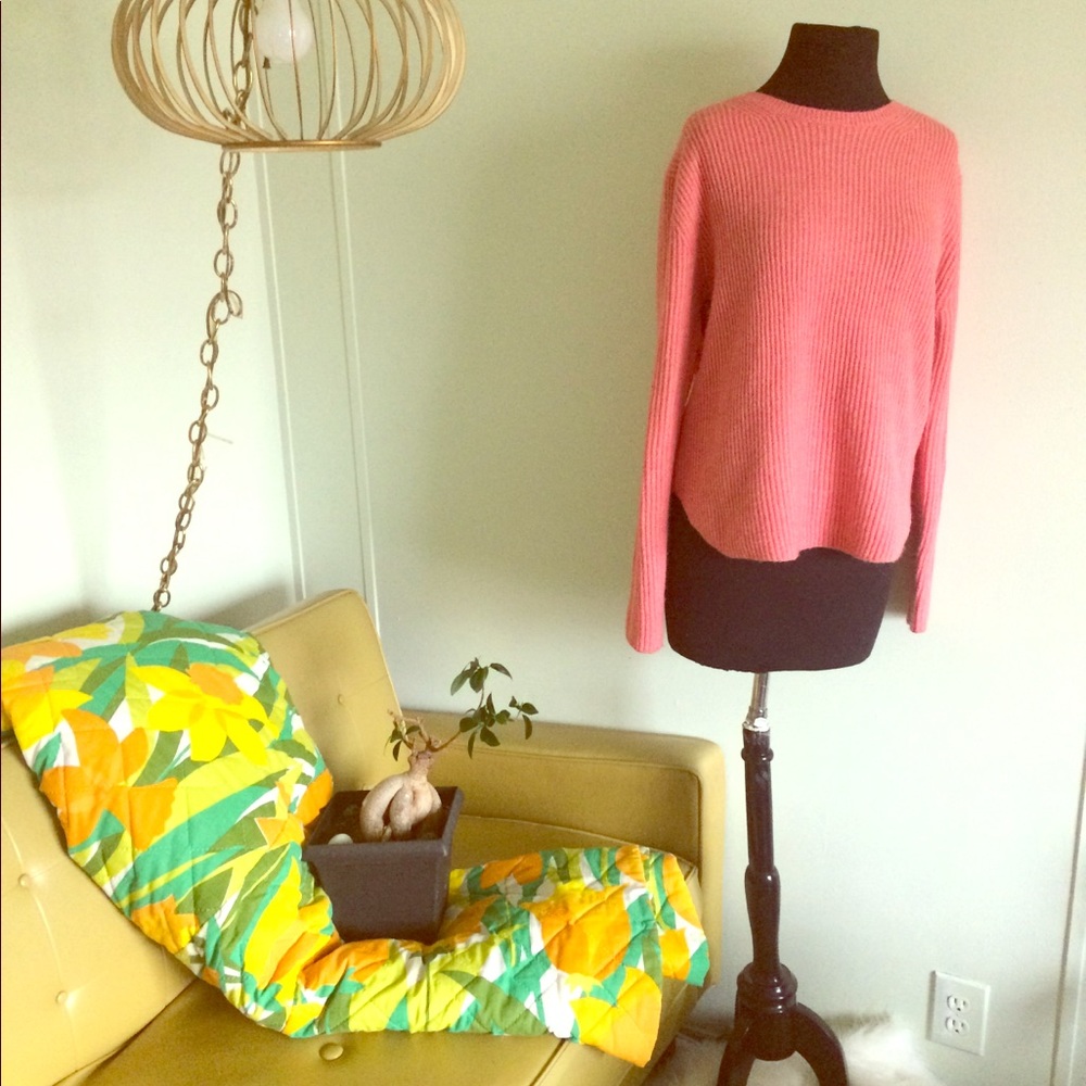 Ann Taylor sweater NWOT (G)