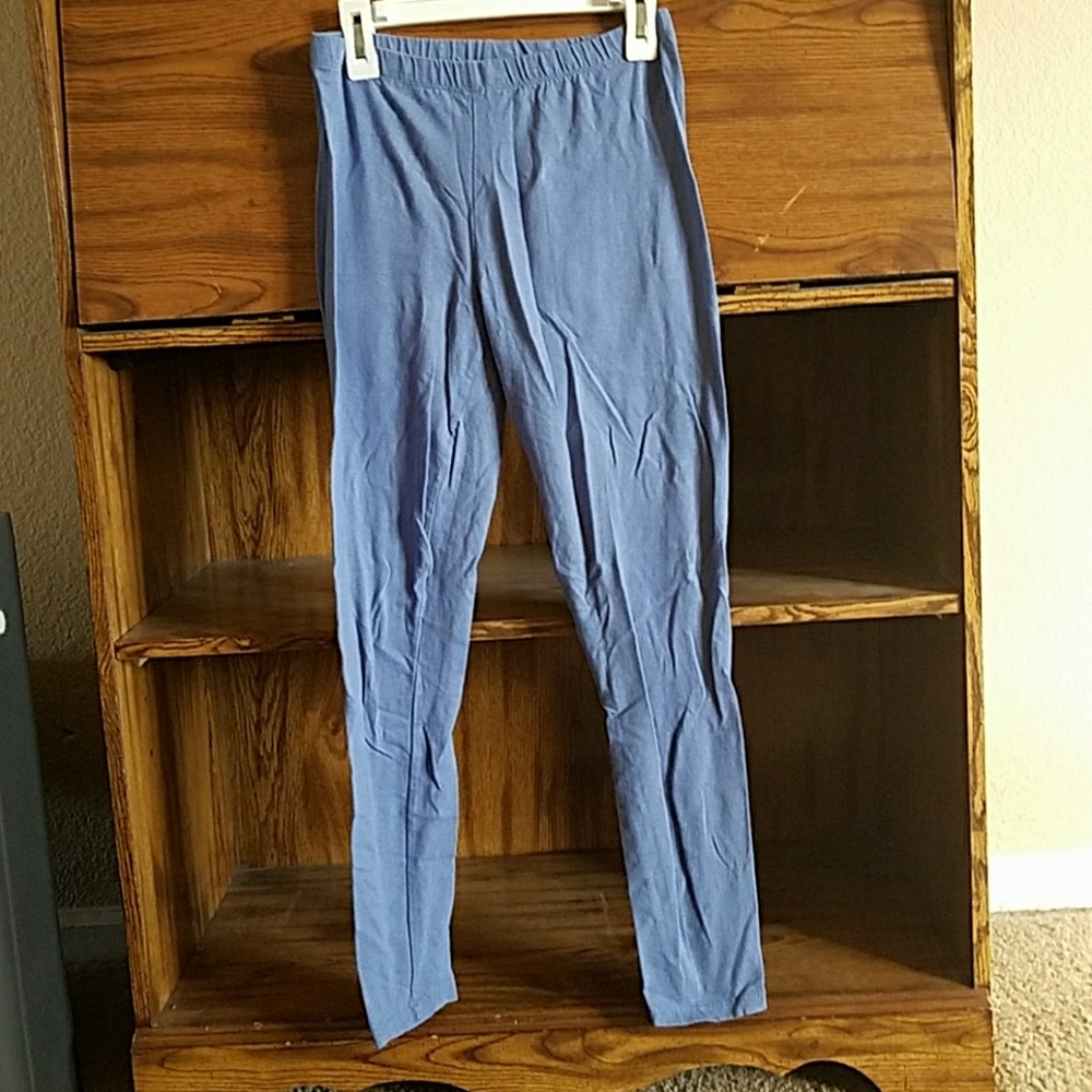 Blue leggings