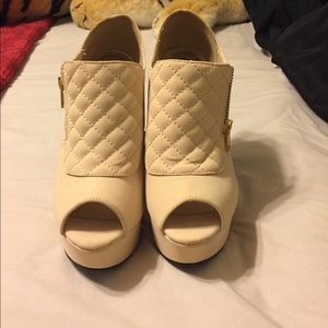 Never worn nude heels!