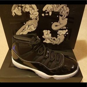 Air Jordan 11Retro Men us 10 uk 9