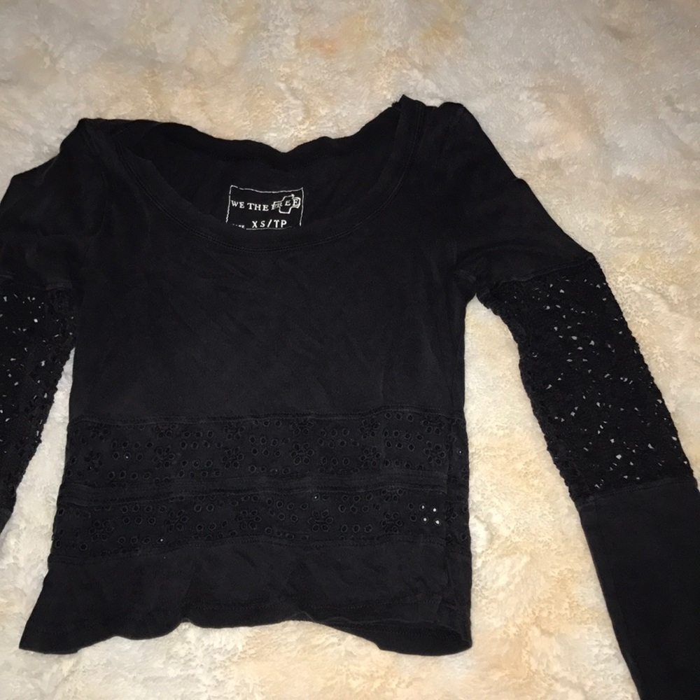 Free people long sleeve crop top!