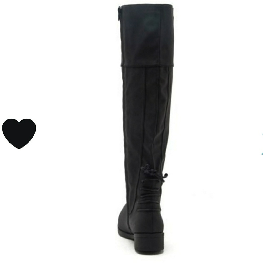Boots color Black Distress Nubuck PU PRICE IS FIRM - Picture 3 of 5