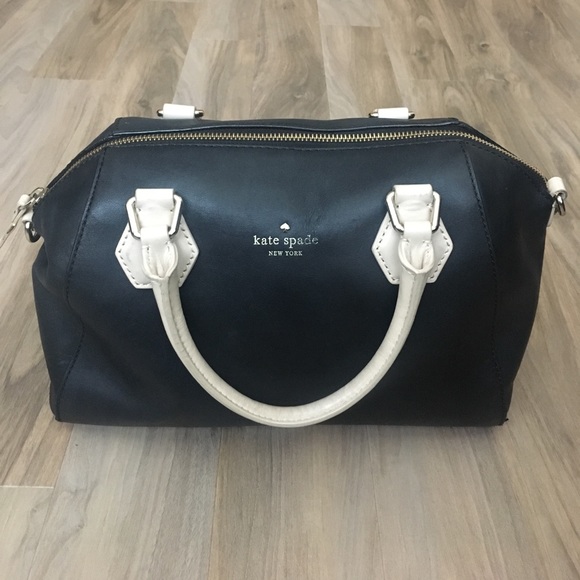 Kate Spade Medium Convertible Black Purse - Picture 2 of 8