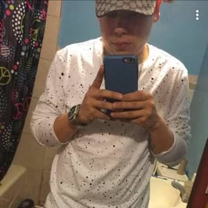 Meet your Posher, Alejandro