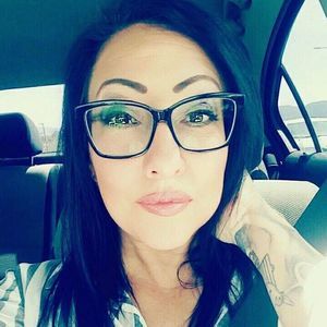 Meet your Posher, Denise