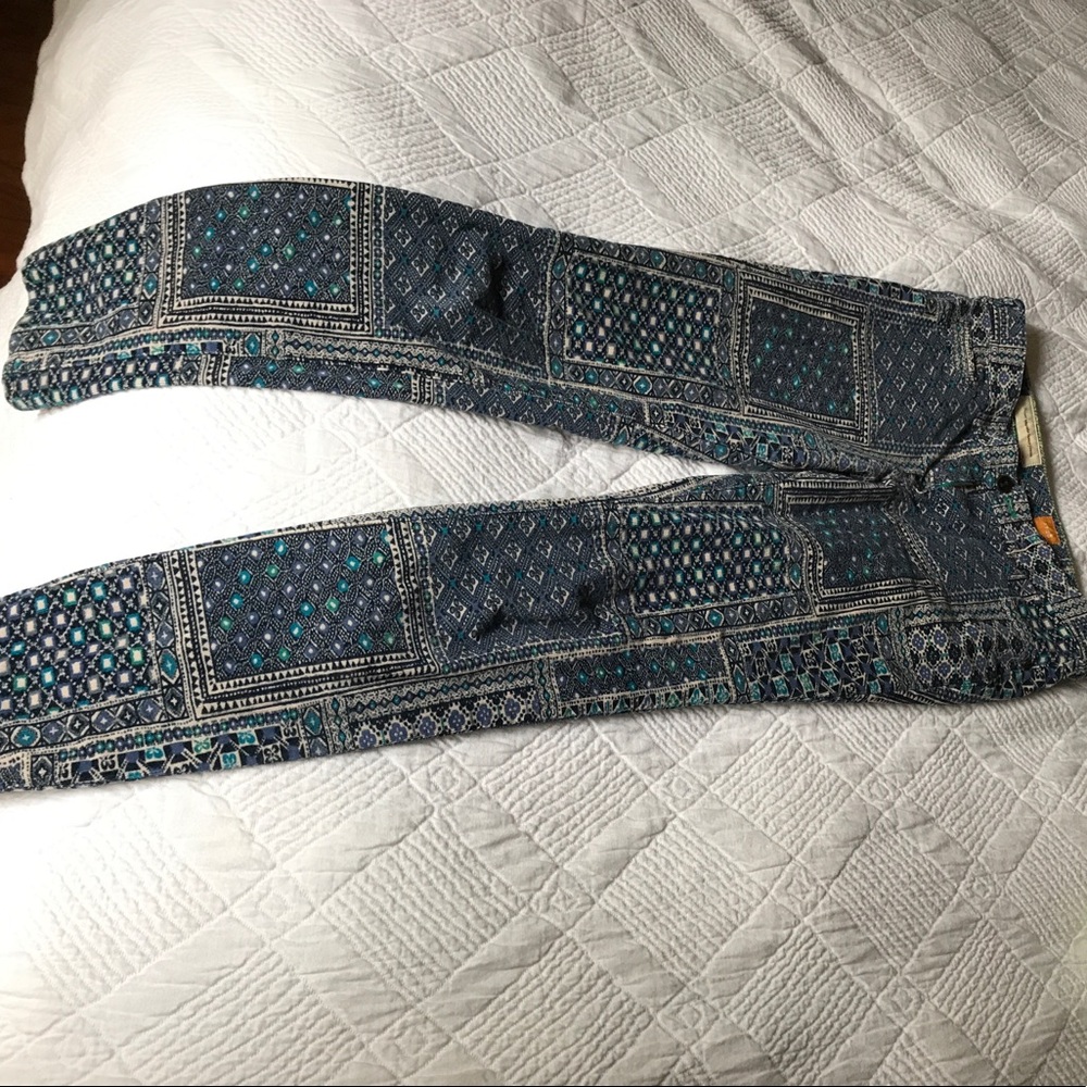 Anthropologie blue pattern skinny jeans