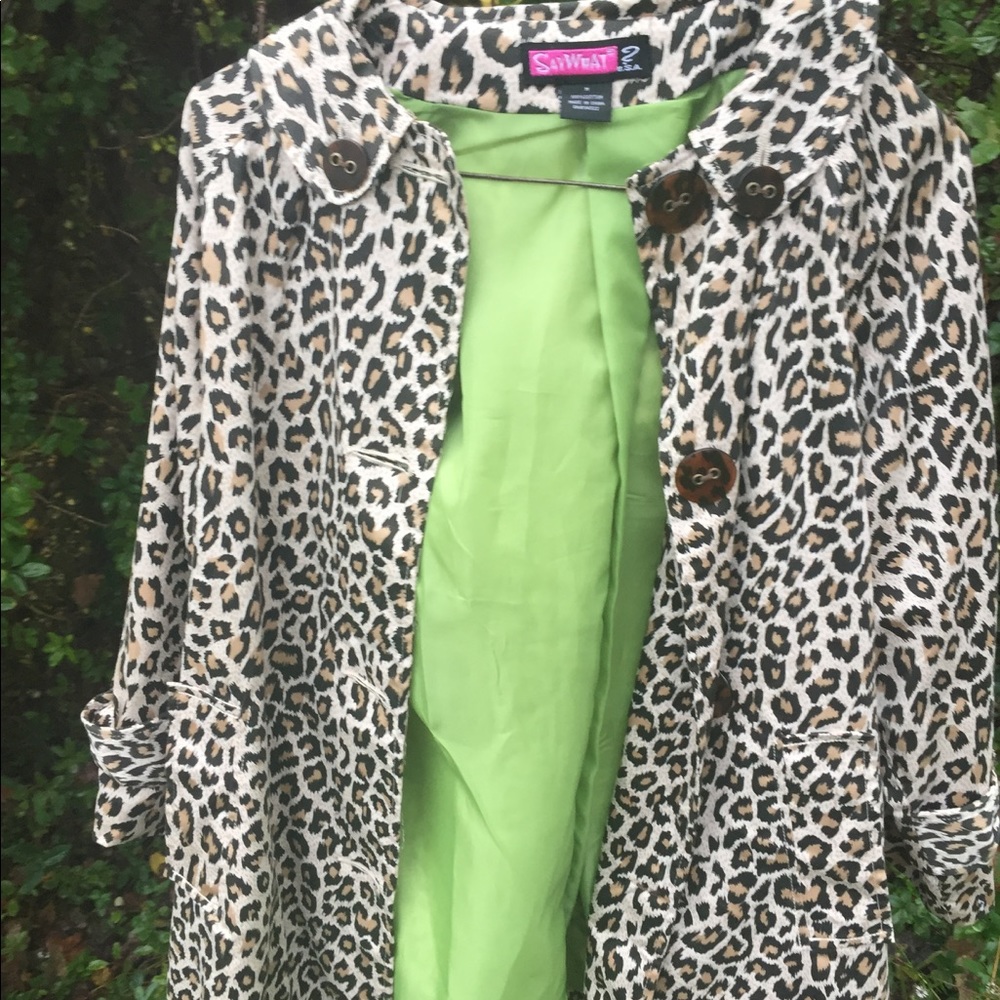 Chic leopard pea coat