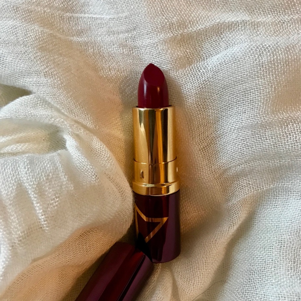 Wander Beauty Lipstick Sample