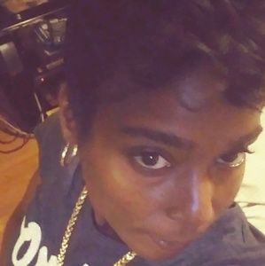 Meet your Posher, Robin