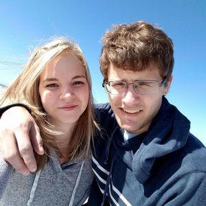 Meet your Posher, Elise