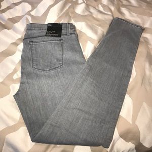J Brand “Willow mid-rise super skinny” Moto Jeans