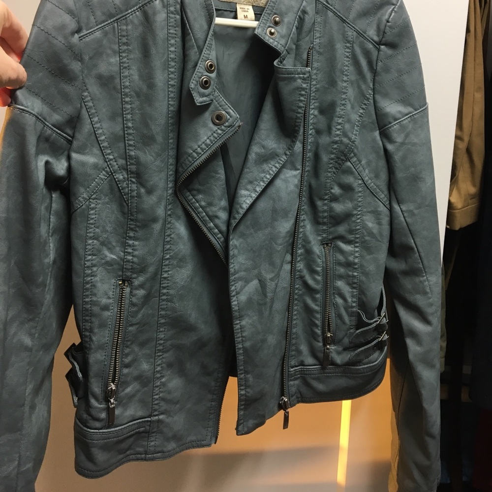 Buckle faux leather jacket