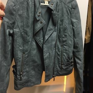Buckle faux leather jacket