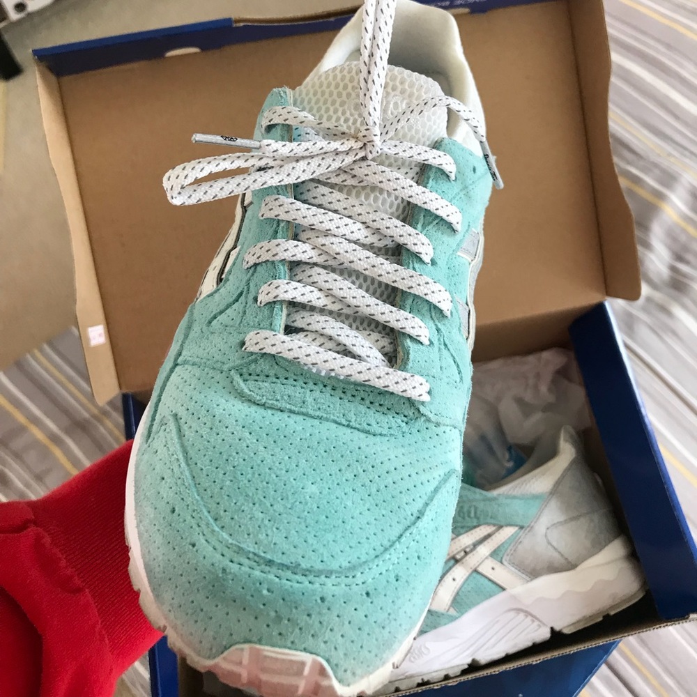 KITH X ASICS sz 8.5 in mens (used) - Picture 3 of 5