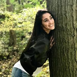 Meet your Posher, Bianca