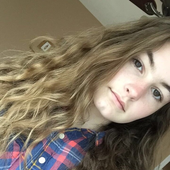 Meet your Posher, Jillian - Picture 1 of 1