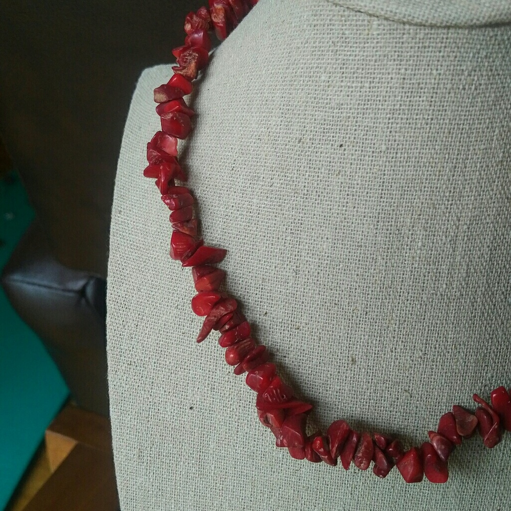 Necklace - Picture 2 of 3