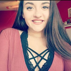 Meet your Posher, Brenna