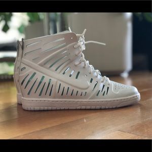 BRAND NEW, Woman’s Nike Dunk Sky Hi 2.0