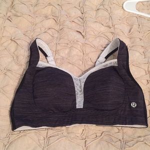 Lululemon Tata Tamer in Gray and White