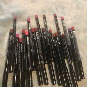 20 Piece lip liner bundle