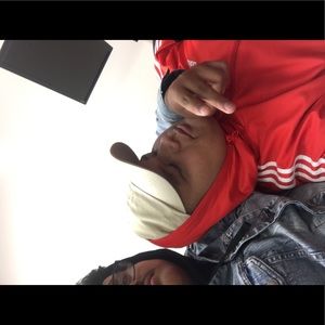 Meet your Posher, Adrian