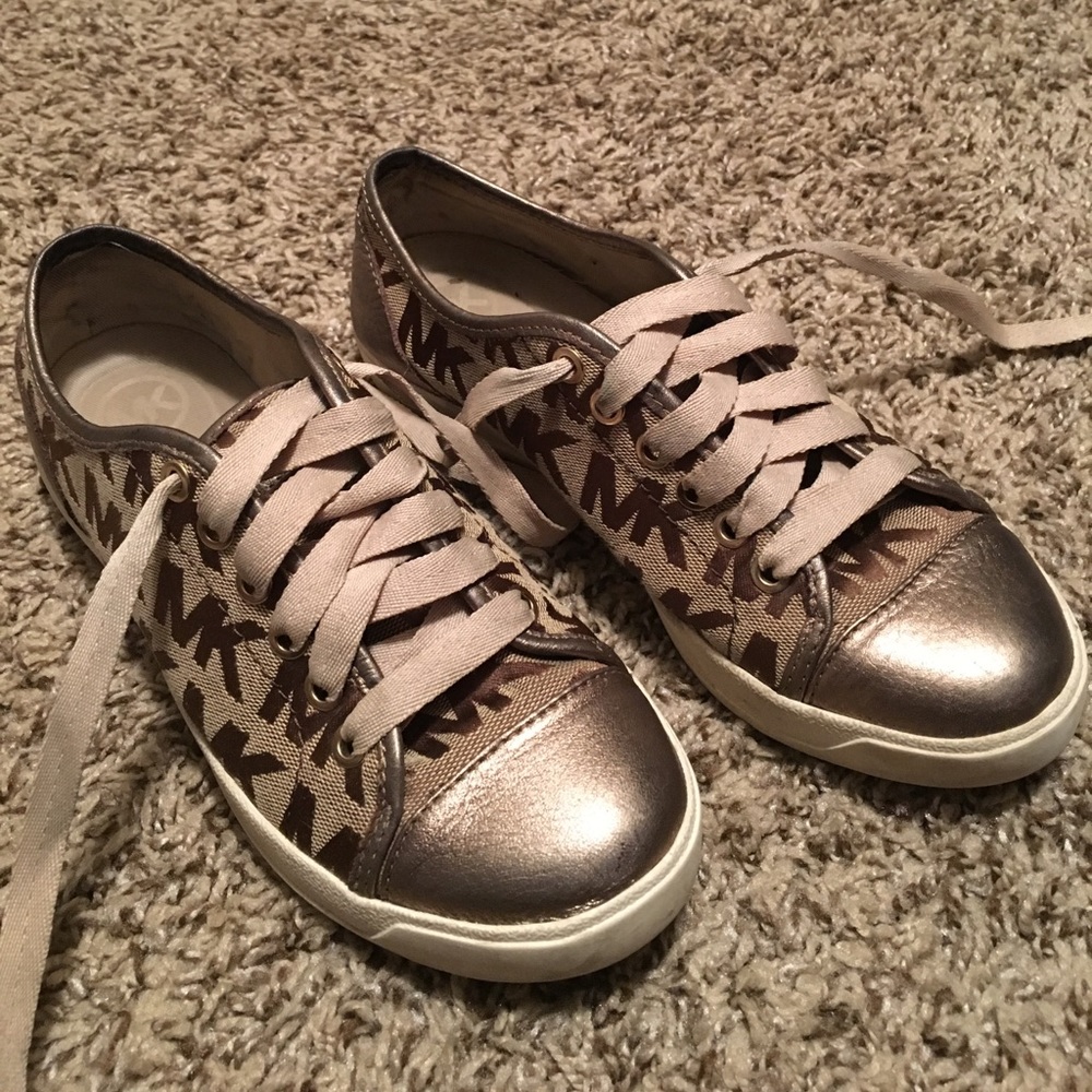 Michael Kors Sneakers - Picture 1 of 7