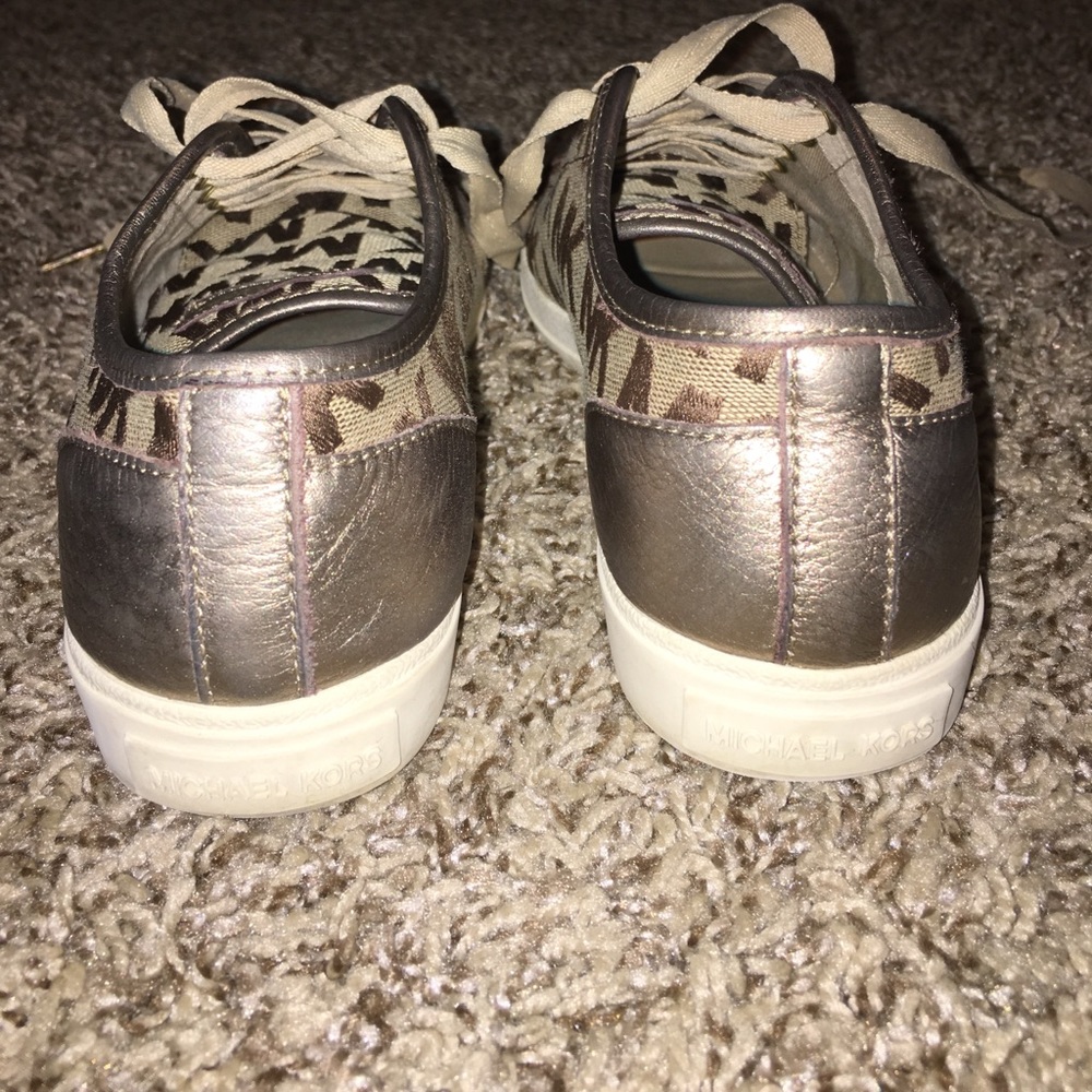Michael Kors Sneakers - Picture 7 of 7