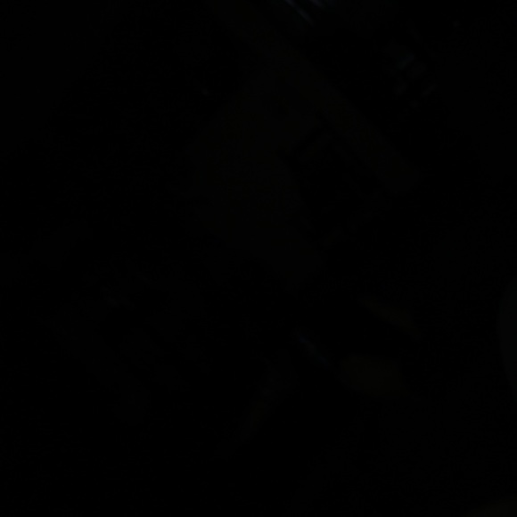 Meet your Posher, Lauren - Picture 1 of 1