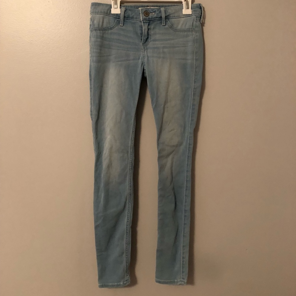 Hollister skinny jegging jeans