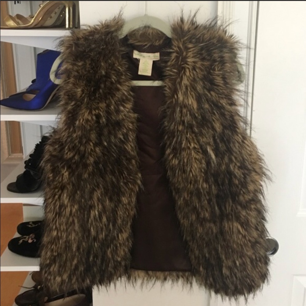 Faux fur vest —offers accepted—