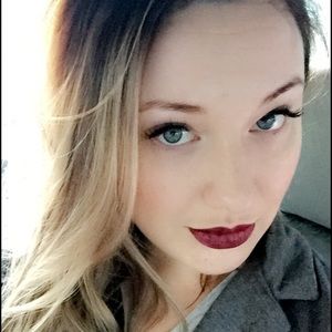 Meet your Posher, Vanessa