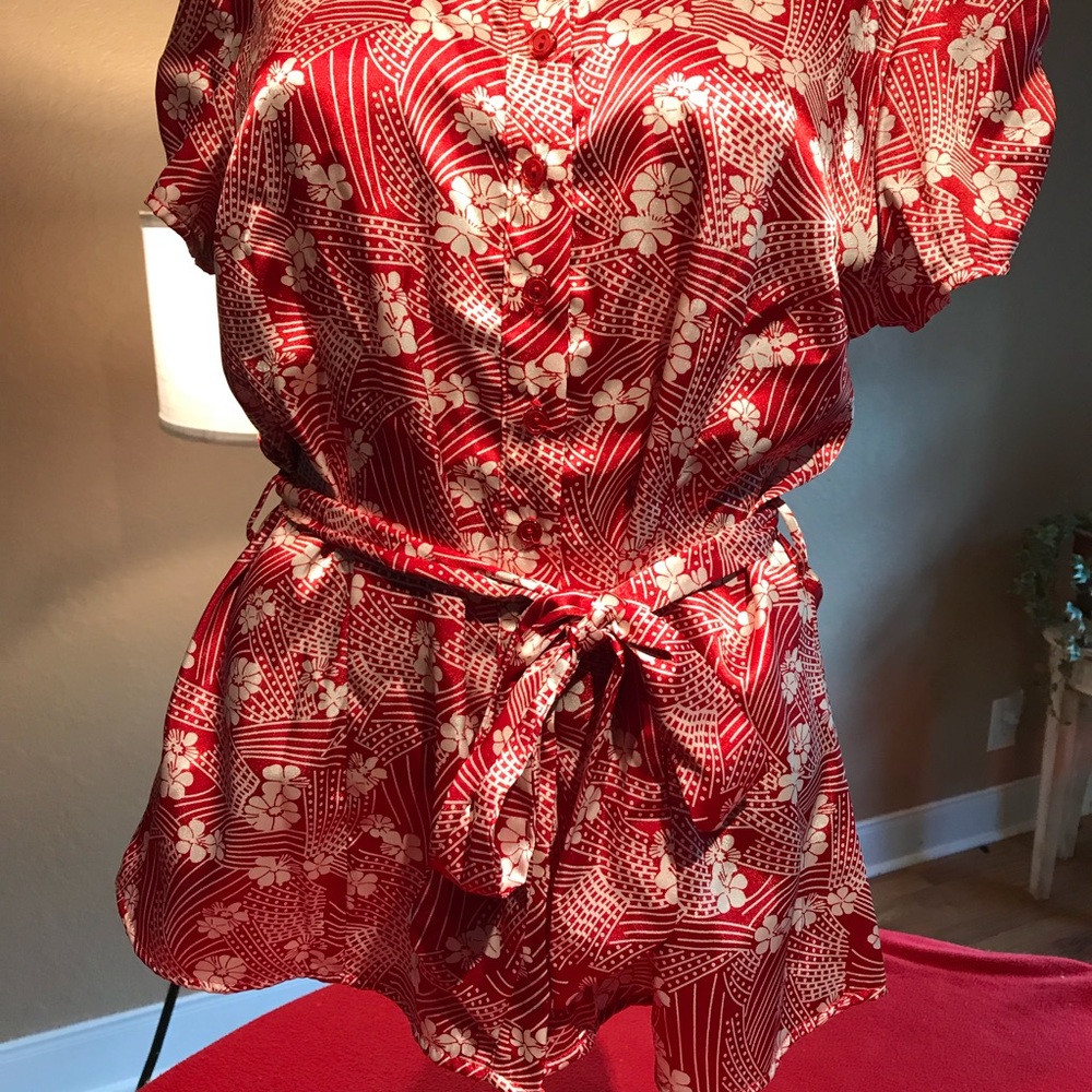 Dress Barn polyester blouse large - Picture 3 of 6