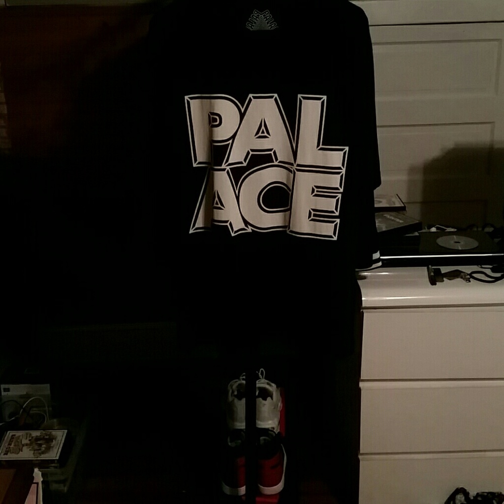 Palace London Tee Shirt