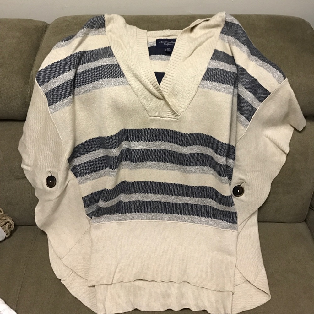 American eagle hooded sweater poncho