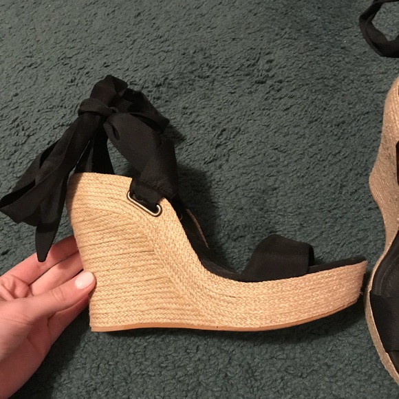 Ugg Jules wedges - Picture 3 of 3