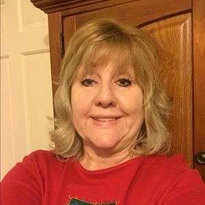 Meet your Posher, Jobeth